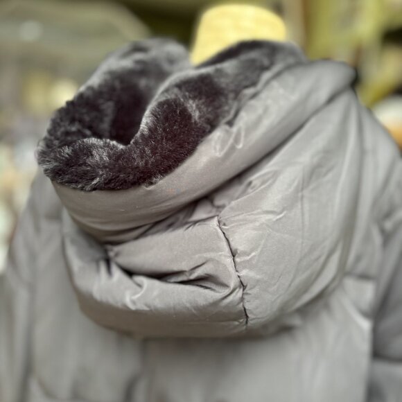 Black Puffer Jacket, Black Bomber Jacket, Fur hood, Oversized Black Coat, DKNY - Picture 9 of 13